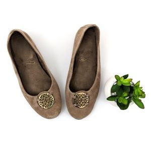 *aerosoles* 7.5 light brown brooch accent round to